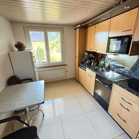 For Rent In アパート *