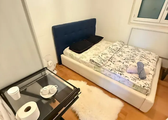 公寓 For Rent In *